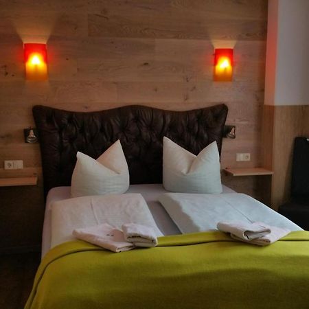 Landhotel Waldschloesschen Mit Gaststube Sohland an der Spree Exterior photo