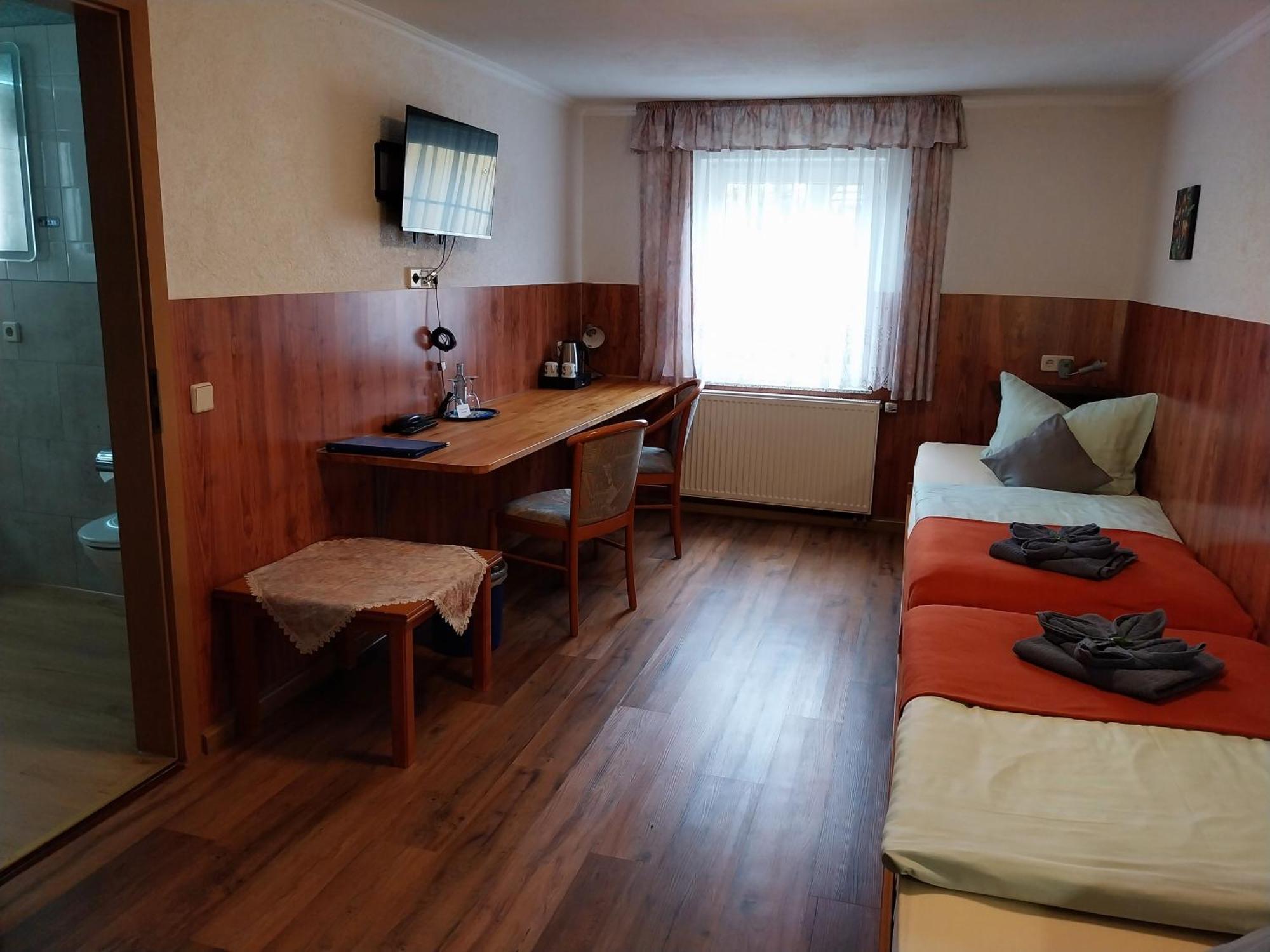 Landhotel Waldschloesschen Mit Gaststube Sohland an der Spree Exterior photo