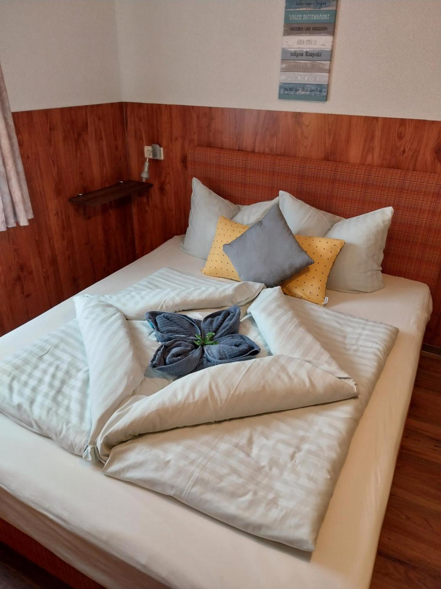 Landhotel Waldschloesschen Mit Gaststube Sohland an der Spree Exterior photo